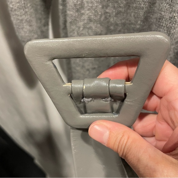 Vintage 80’s St. John gray button sweater Santana dress belt removable collar - Picture 6 of 15